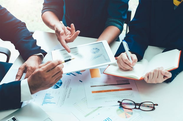 https://www.staedean.com/hubfs/Data-Insights-Studio/DIS%20Images/Analytics-and-Business-Insights--small.jpg