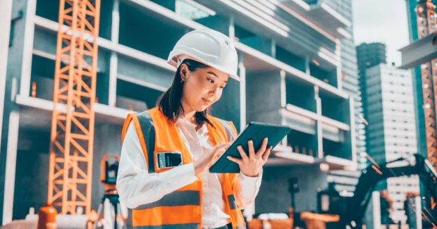 A construction project manager handling rental operations using the STAEDEAN Equipment Rental Solution in Microsoft D365